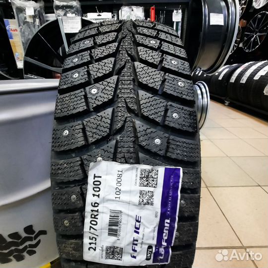 Laufenn I Fit Ice LW 71 215/70 R16 100T