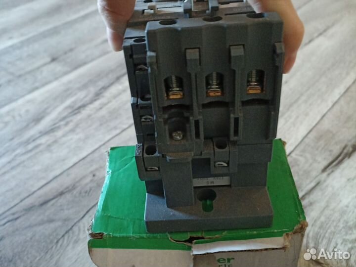 Контактор LC1E40
