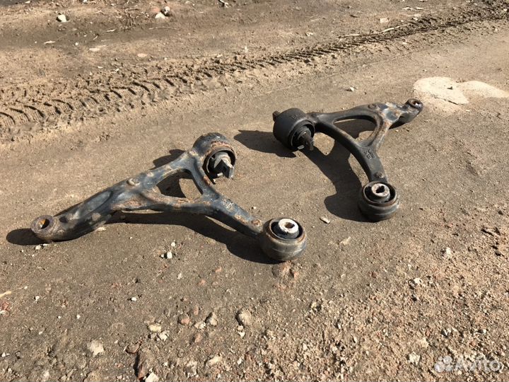 Volvo XC90 передний рычаг правый левый