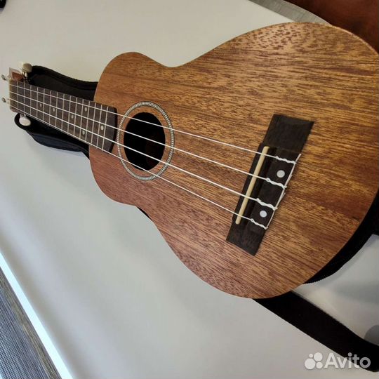 Гитара акулле