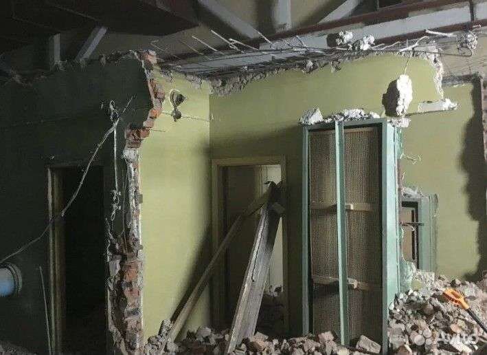 Демонтажные работы и вывоз мусора