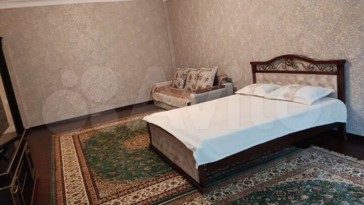 1-к. квартира, 70 м², 3/5 эт.