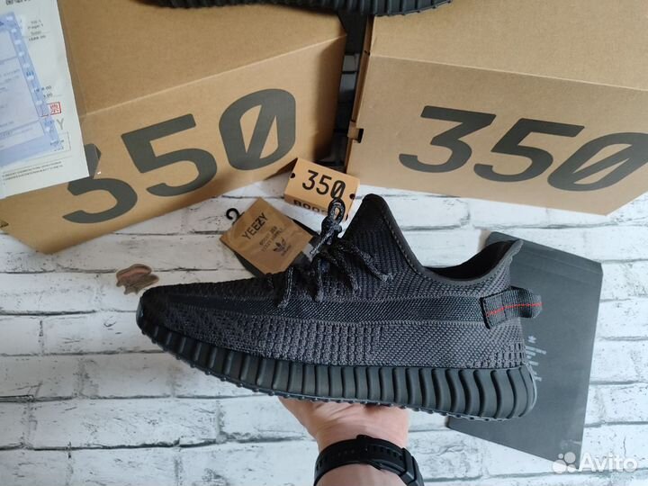 Adidas yeezy boost 350 v2 black 46-49