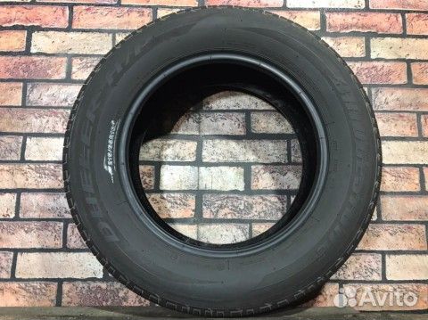 Bridgestone Dueler H/P Sport 215/65 R16