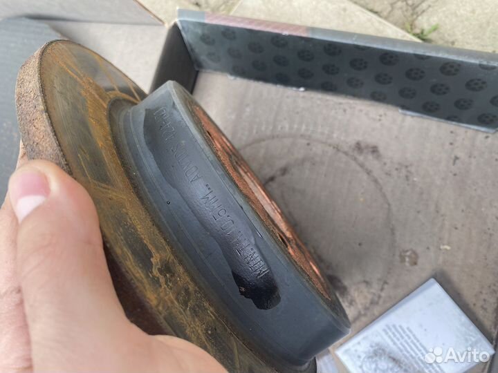 Тормозные диски lexus Toyota комплект