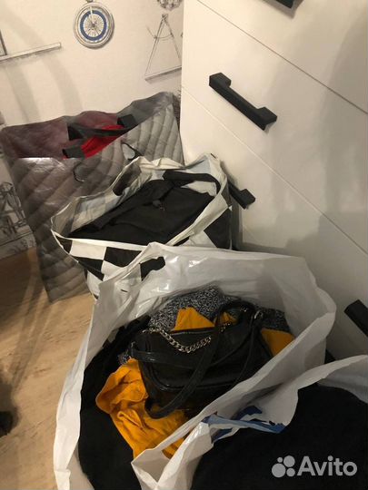 4 пакета вещей