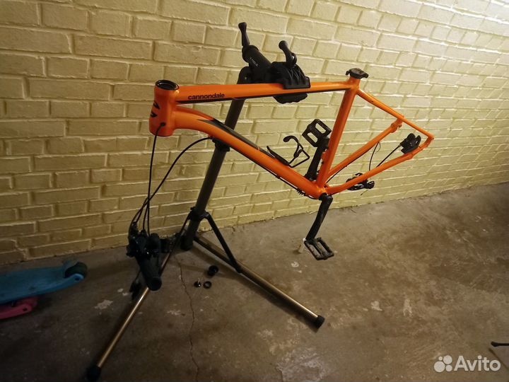 Ремонт велосипедов, то, сборка из коробки