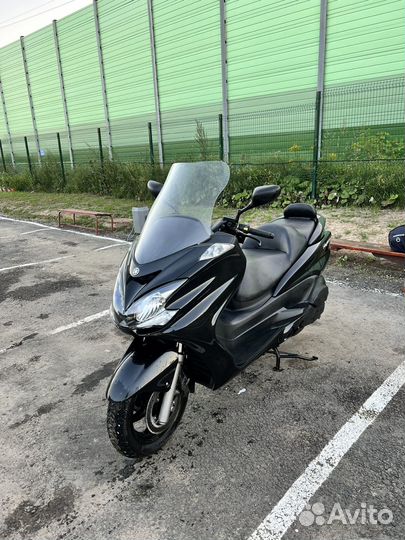 Yamaha Grand Majesty 400