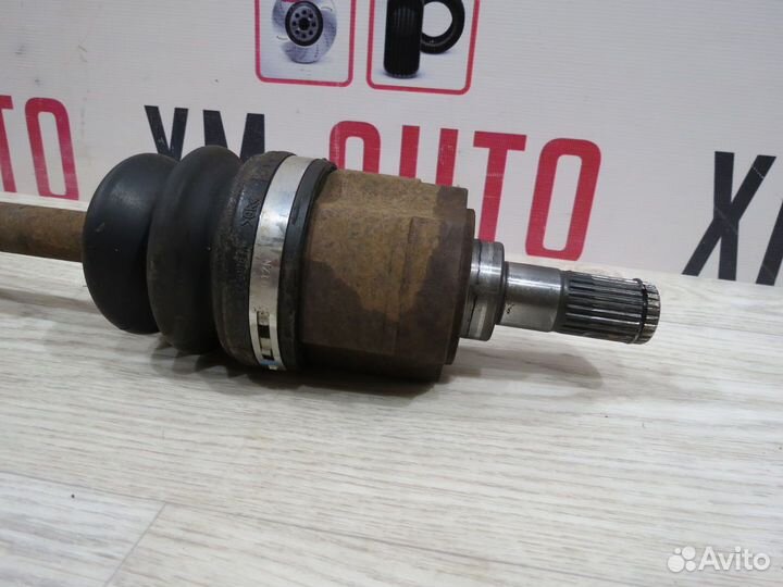 Полуось передняя левая Hyundai i30