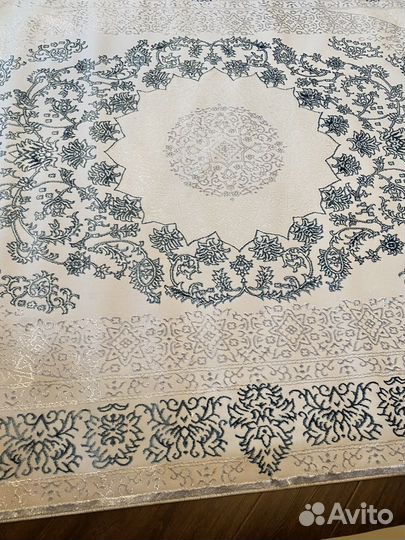 Ковер 200x280 cм