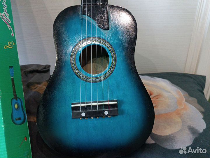 Новая укулеле.детская гитара