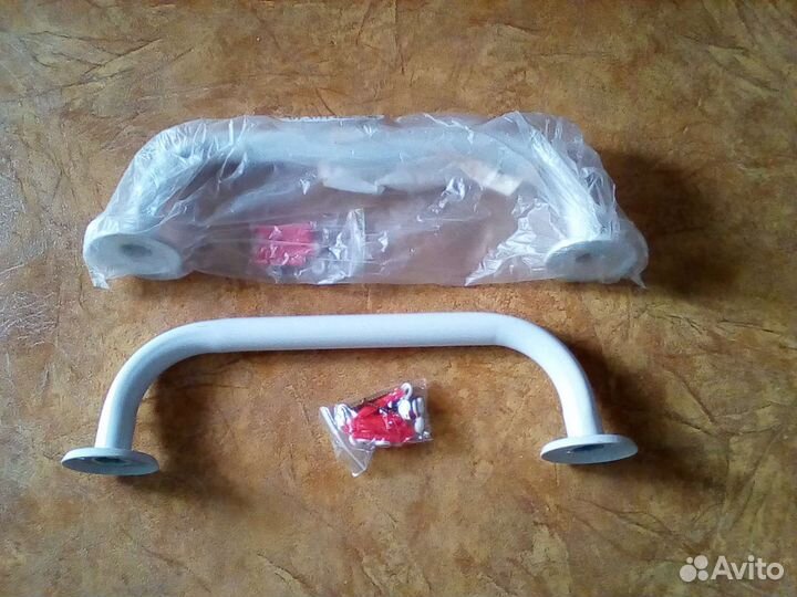 Поручни для самоподнимания маломобильных граждан