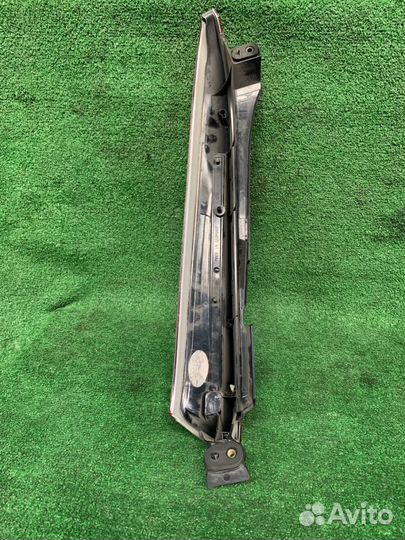 Фонарь задний правый Volvo Xc90 1 B5254T2 (2.5T)