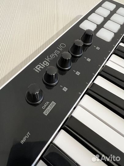 IRig keys I/O 25