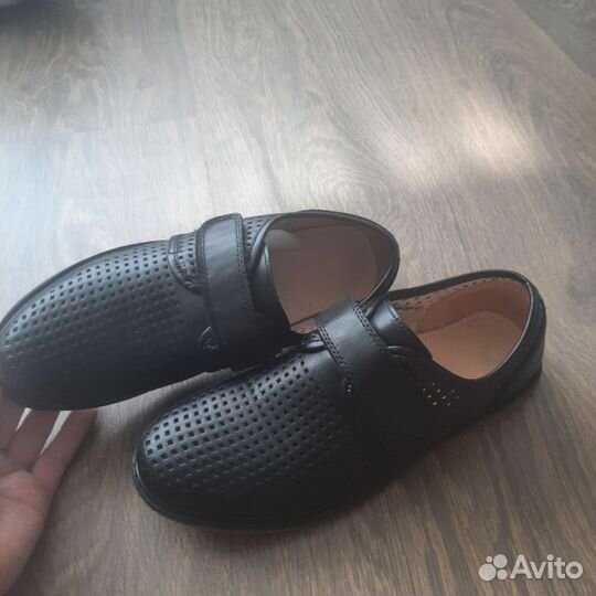 Туфли школьные новые кожаные 37