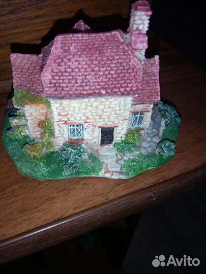 Игрушка Домик кукольный