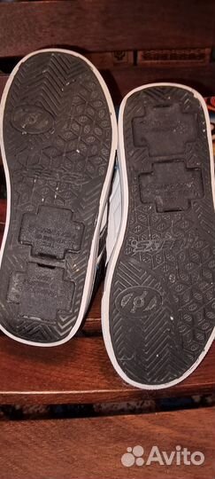 Роликовые кроссовки heelys