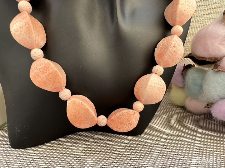 Массивные бусы губчатый коралл кожа ангела винтаж