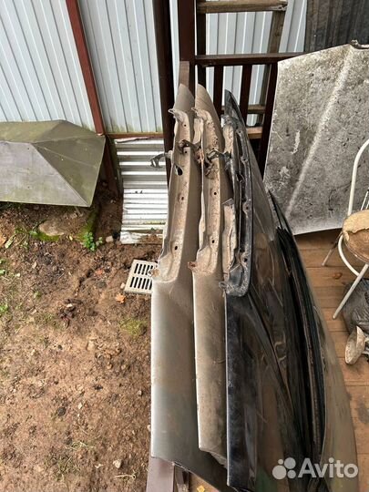 Капот mercedes w124