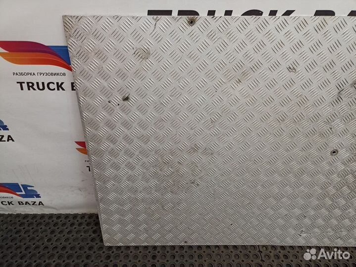 Трап на раму за кабиной Man TGX