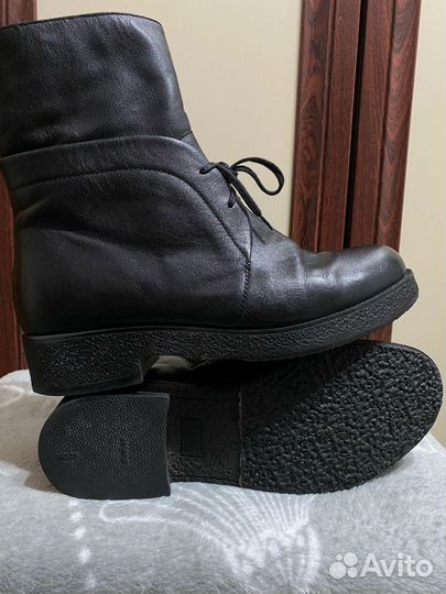 Ботинки женские