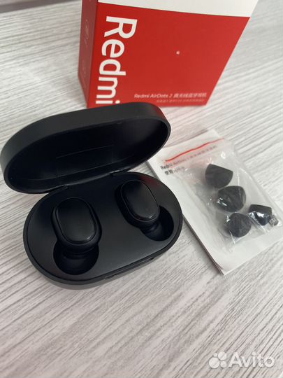 Беспроводные наушники AirDots