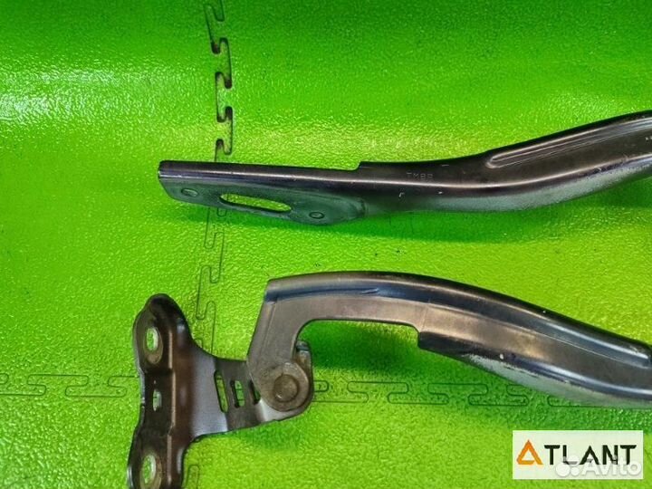 Петля капота honda insight