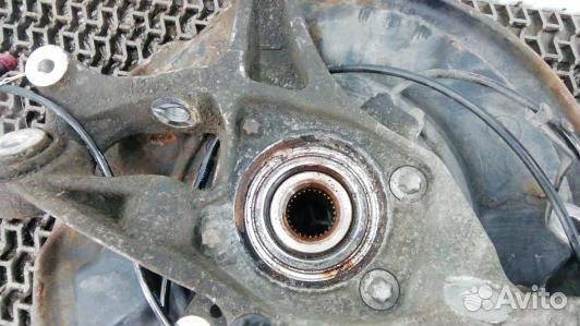 Ступица задняя левая mercedes benz CLS C219 (4LV11