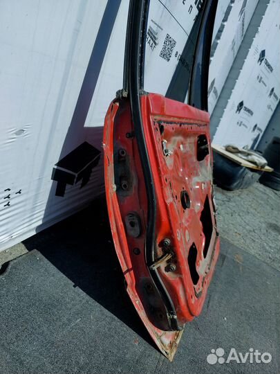 Дверь передняя правая Mazda 323 BF (Мазда 323 бф)