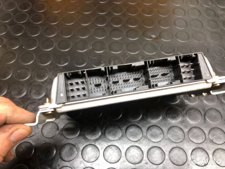 Блок управления двс Hyundai Tucson JM