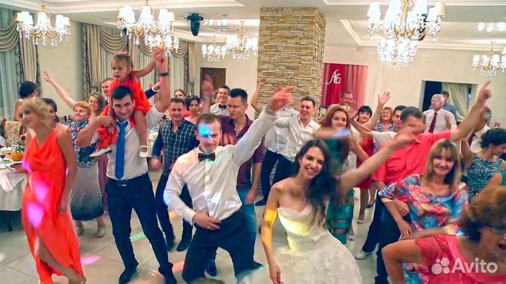 Ведущий на свадьбу