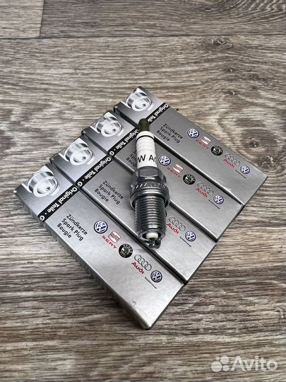 Свечи зажигания VAG, 101000063AA