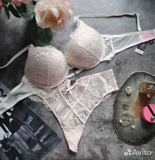 Комплект нижнего белья 36В 75С 80В La Senza