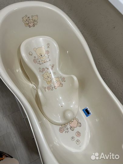 Ванночка для купания с горкой