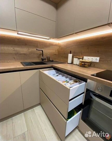 Кухонный гарнитур