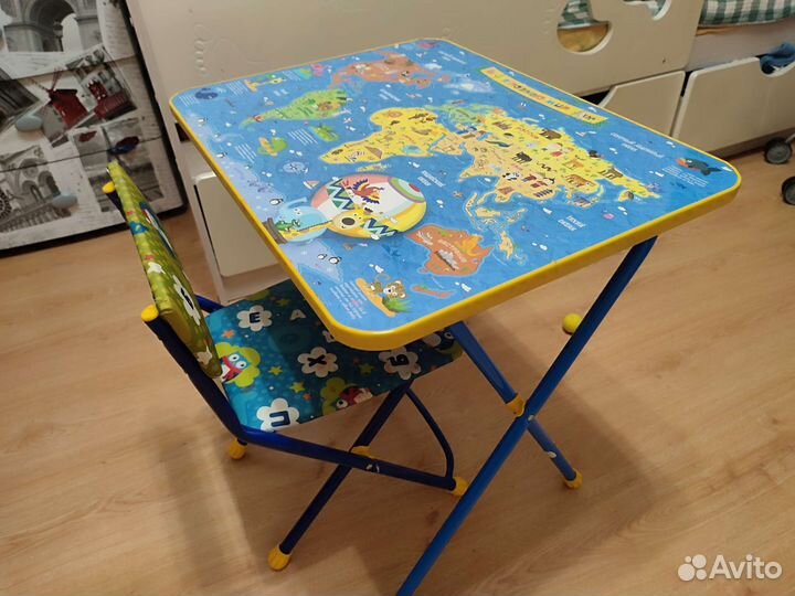 Детский стол и стул