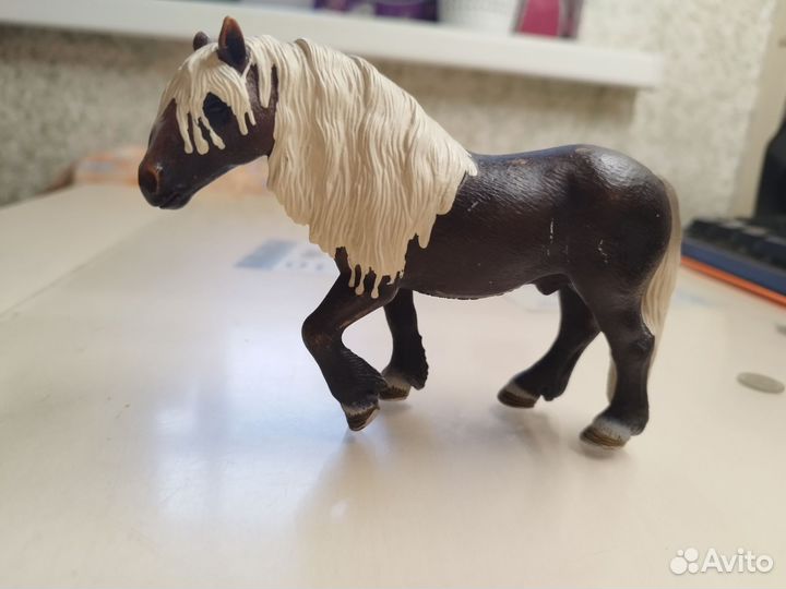 Лошадки schleich