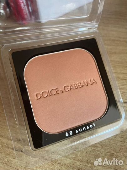 Dolce gabbana пудра для лица