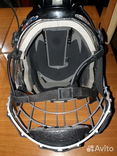 Хоккейный шлем детский размер s