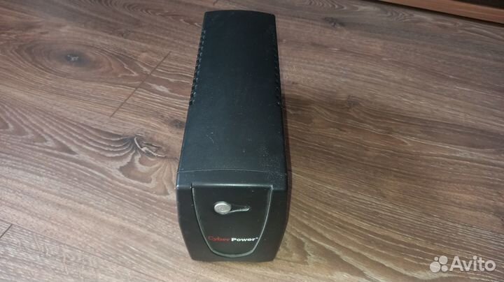 Ибп CyberPower Value700EI