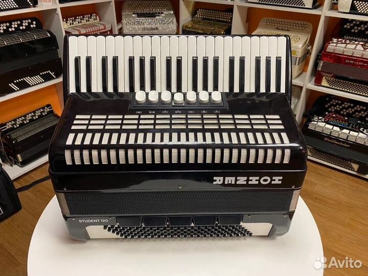 Аккордеон Hohner student 120 4/4