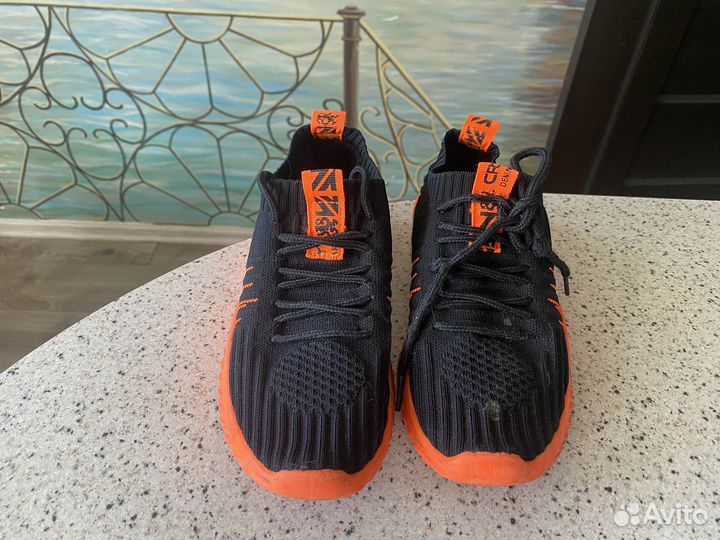 Кроссовки crosby