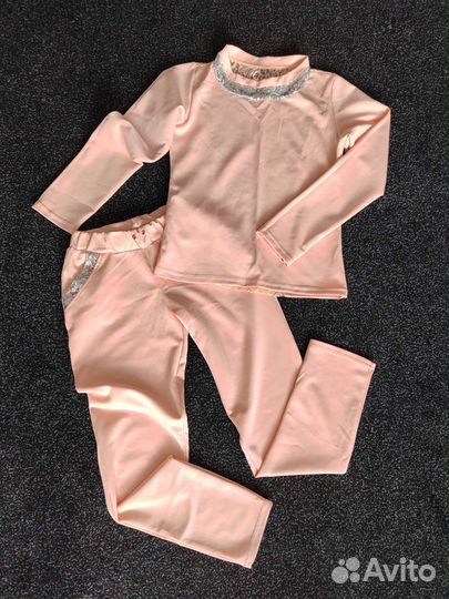 Костюм на размер 40-42