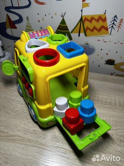 Развивающая игрушка автобус