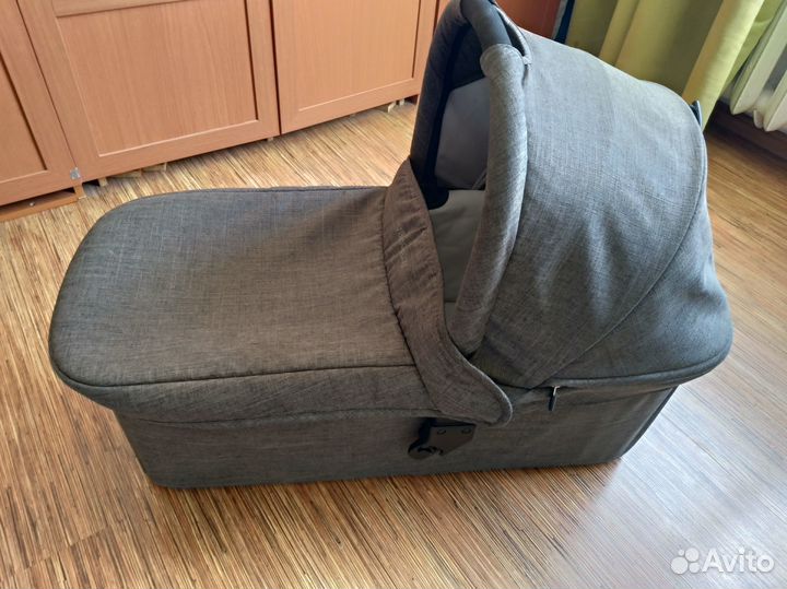 Люлька Valco baby external bassinet