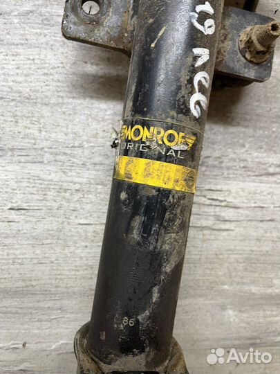 Рено дастер амортизатор задний