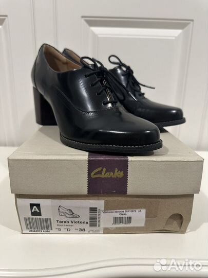 Полуботинки женские Clarks-38р-р