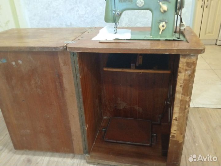 Немецкая швейная машина Веритас