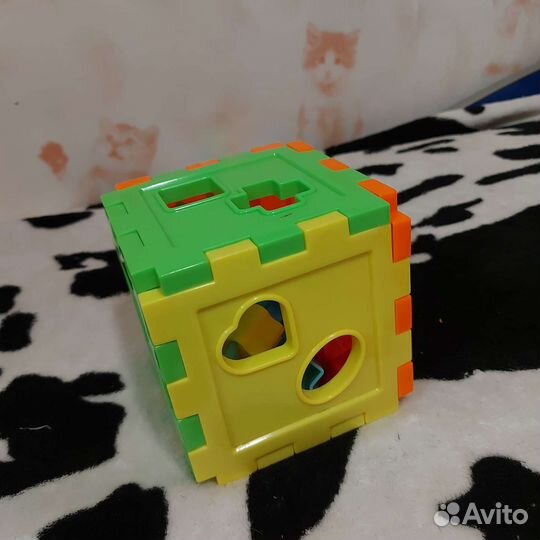 Развивающая игрушка