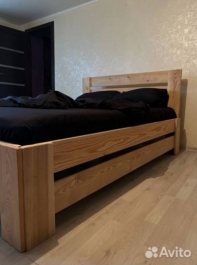 Кровать двухспальная